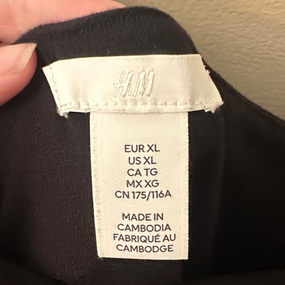H&M Black Women's romper! - Picture 2 of 4
